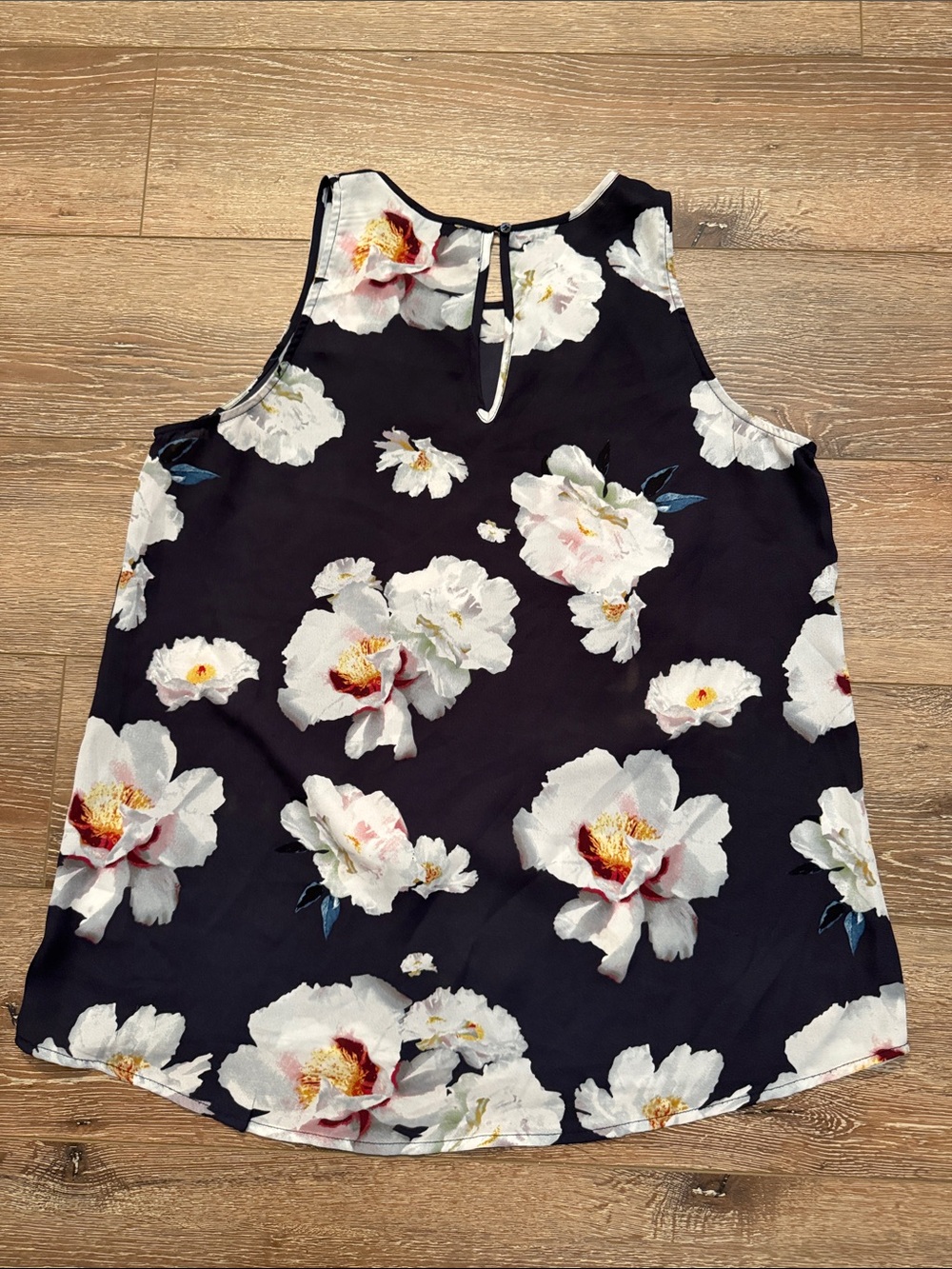 Dalia Navy Floral Sleeveless Camisole with White Blooms Medium - Picture 6 of 7